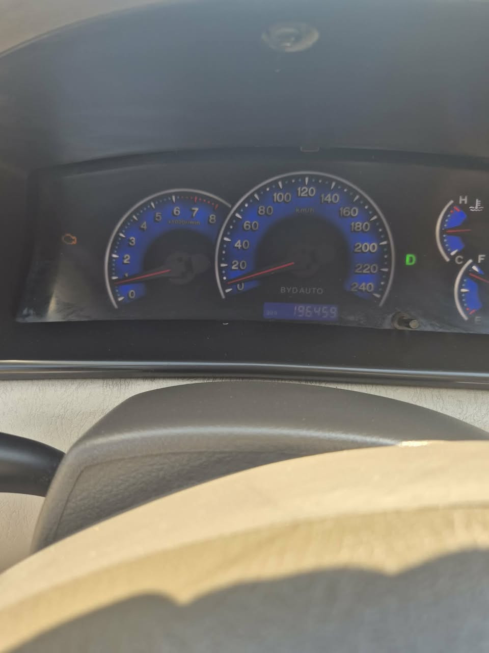 BYD   F3 2013
للبيع بدون صبغ فقط تقحيل البنيد والسقف
ماشية196 ألف KM حقيقي وتبريد شغال
للاستفسار***********
