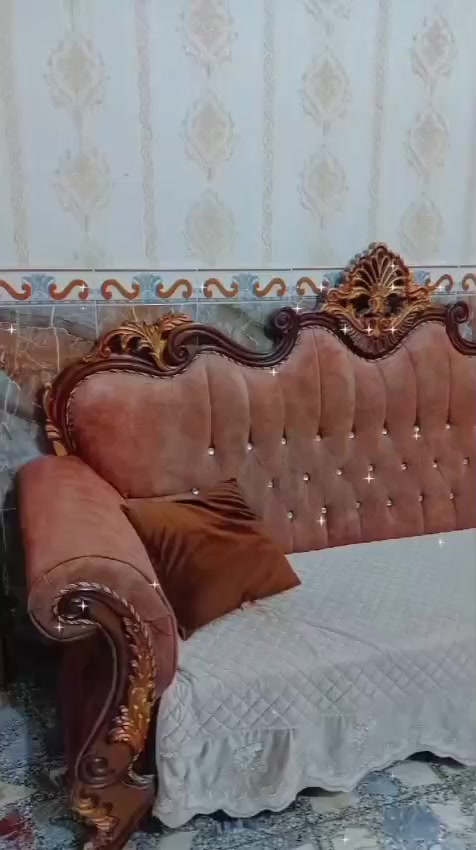 تخم جديد كلش نضافه 90بل ميه ي عيب مابي سعر 600الف مكان مدينه صدر ***********
