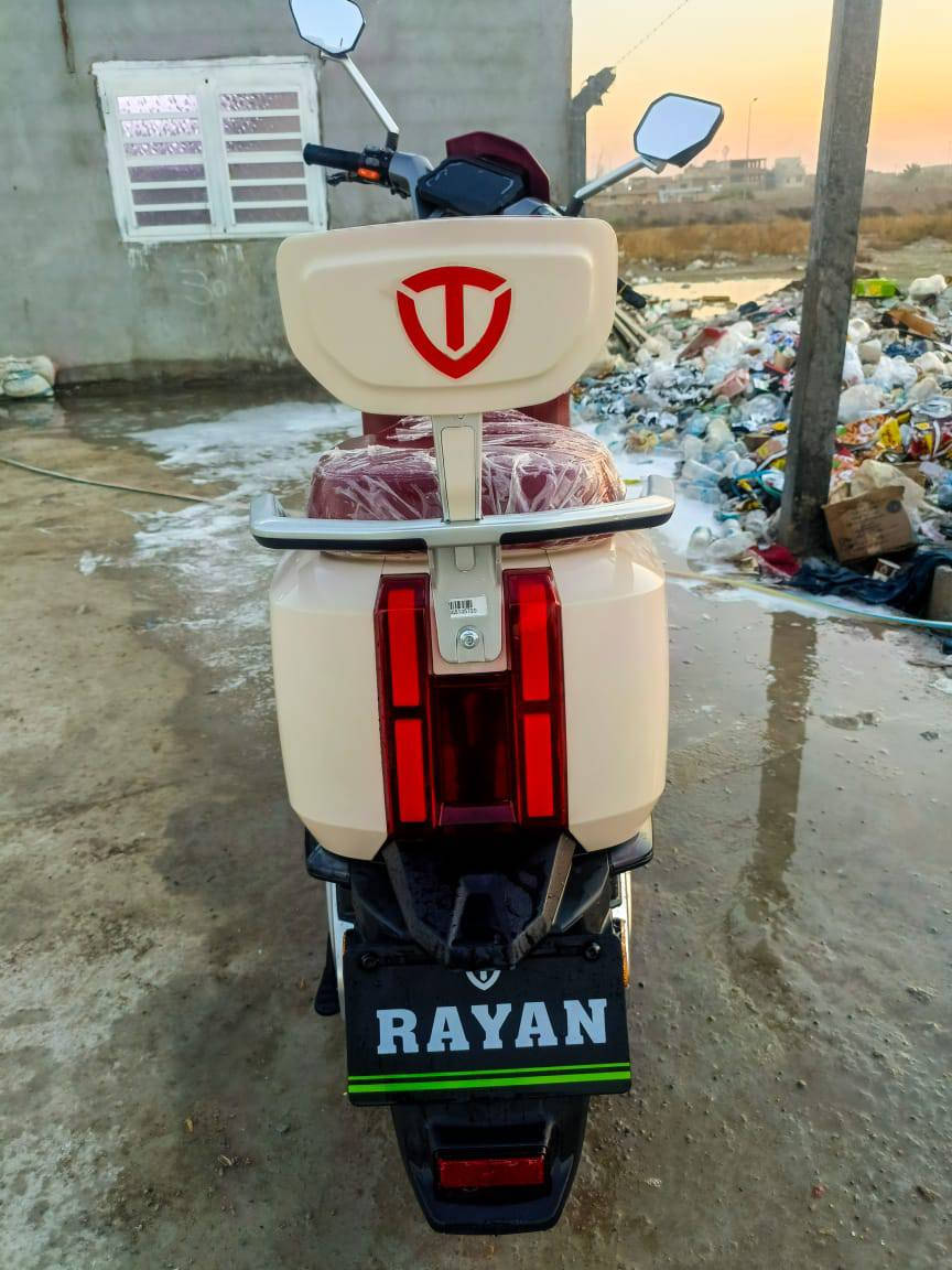 لسلام عليكم عندي دراجة شحن نوع الريان الوحش الكون
فول مواصفات 

دبل بصمة دبل سويج تشغيل عن بعد 

 شاشة لكشف العطل دبل إشارة لايت زنون عالي ناصي رماش 

دبل ستاند نظام قاطع دورة نظام مثبت سرعة نظام رجوع للخلف نظام مثبت سرعة نظام حماية سرقة 

ملف 2000 نحاس الاصلي ضد المي 

6بطاريات دبل الاصلي 

لون مميز VIP 

كشن جلد VIP

إشارة رباعية 

دبلات غاز بريكات دهن هدروليك 

السعر مليون و50 بيه مجاال كلش قليل 
مكفوله من الزلغ اذا بيه زلغ واحد انطيك فوكاهه فلوس نضافه 100/100

مكاني التاجي سبع البور 

ملاحظة المكاتبته موجوده وصل الشراء مالته 

متواجد ع فيس 
رقمي ***********
