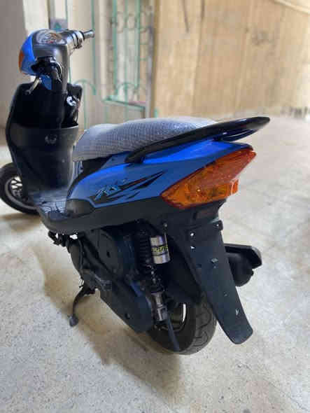 للبيع ماكس عدله تجي شوف العين نعومه شلعه 
معدل بيها صوت بل راجز مال سلف دراجه حلوه 
مكاني اول لايل 
متواجد بس الصبح السعر 550بيها مجال بسيط
***********
