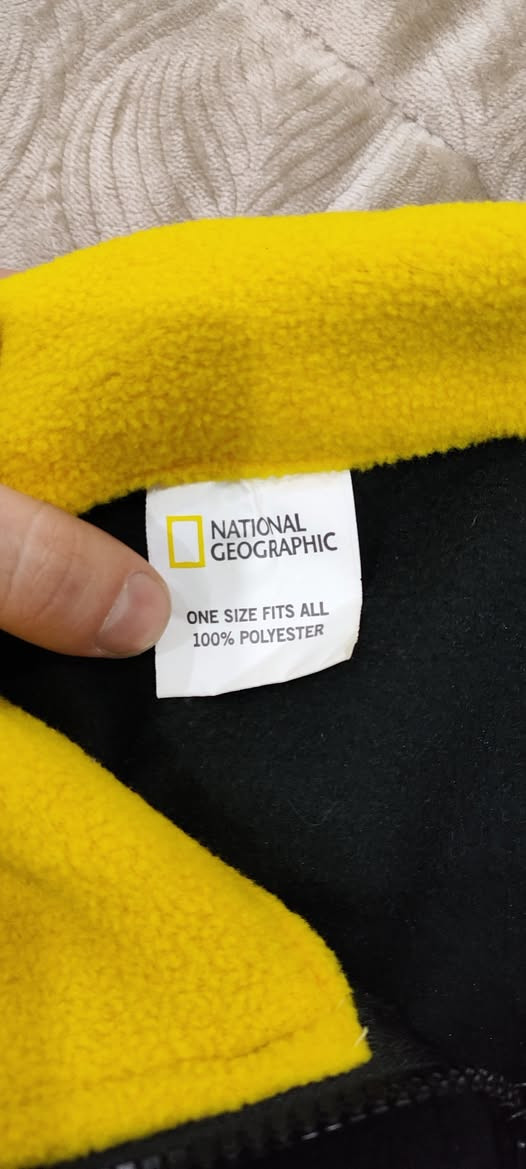 NATIONAL GEOGRAPHIC ✔️ ✔️ 
باله اوريجنال %100
نظافة %100 
L القياس  
60cm عرض الصدر 
70cm الطول 
يتوفر توصيل 6 الاف لجميع محافظات العراق 🚙


**إذا كنت صاحب هذا الإعلان وتريد حذفه لأي سبب، رجاءا أرسل رسالة إلى الدعم الفني**