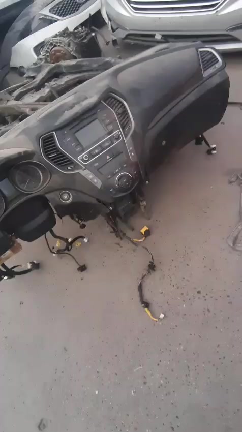 يتوفر لدينا ادوات سورنتو سنتافيا سبورتج توسان جديد ومستخدم  للاستفسار الاتصال على الارقام التاليه *********** / ***********
يوجد توصيل لجميع المحافظات
