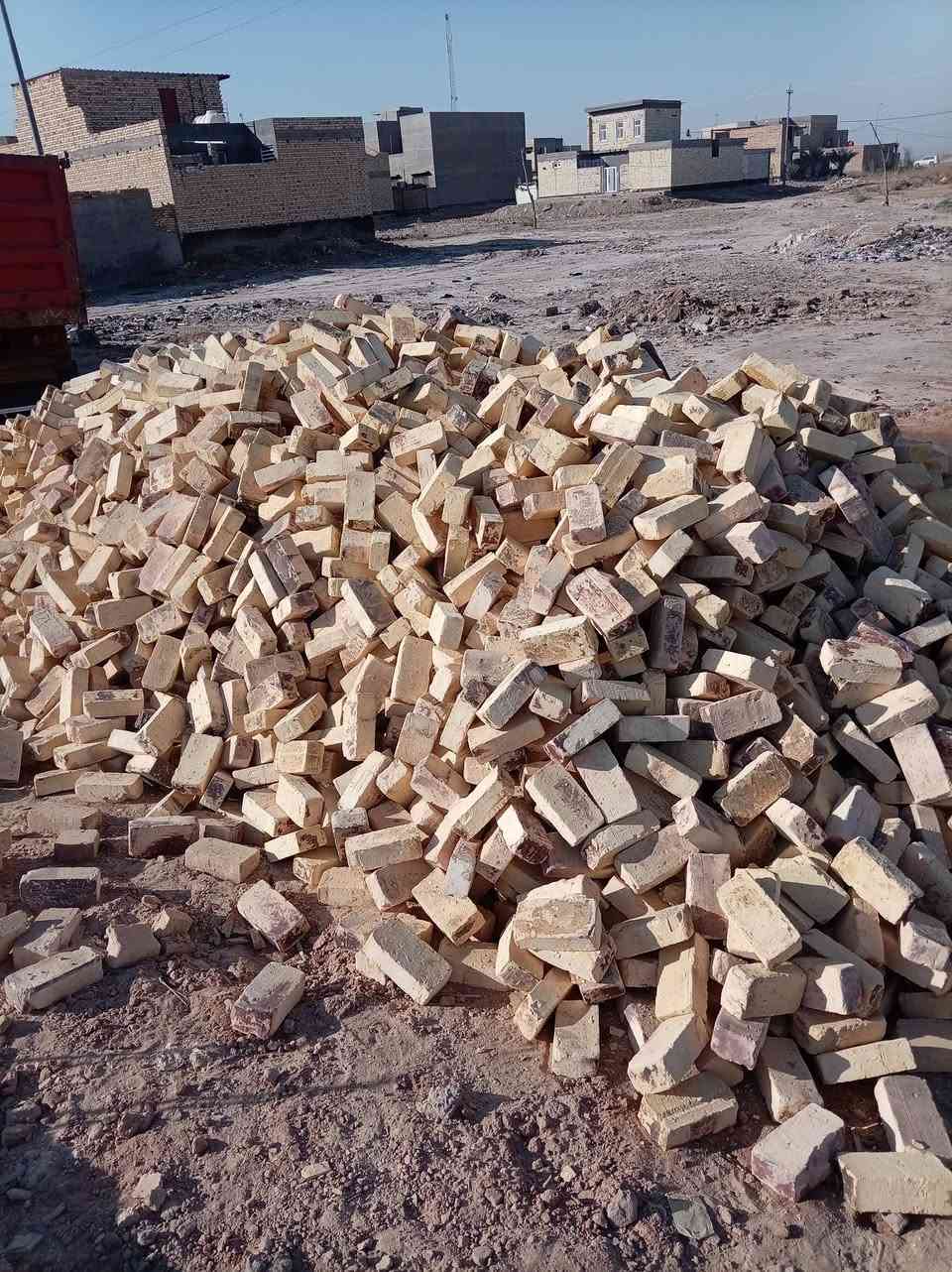 يتوفر طابوك الطابو درجه اولى شرط على مكلاب والحمل ٨ تالاف وزياده والتك 4 تالاف وزياده
مختوم و فحص قبل التفريغ ***********
