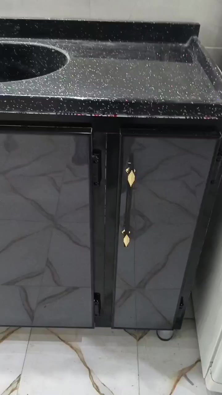 معمل #احمد للالمنيوم الحديث

لصنع كافة أنواع #الكاونترات بأحدث الديكورات والتصاميم

كاونتر مبطن داخل pvc بوري #المنيوم داخل وخارج محشى خشب
درجه اولى ثقيل متانه #وضمان

يده نوعيه جيده ارجل ستيل

العنوان #النجف الأشرف ابو صخير مقابل مجمع القاسم

للاستفسار *********** أو مراسلة الصفحة

#معمل
#كاونتر
#محجر
#ابواب
#pvc
