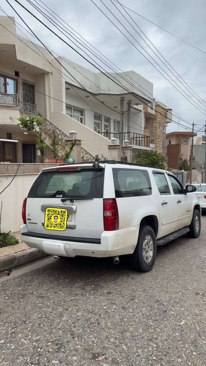 سلام عليكم
٢٠١٠ مكفوله بدون اي تبديل وحادث سياره جديده حته نرمايد بيبانها بلاديات حيل ونضيف ماشيه بحدود ال٦٠٠ الف جاهزه من كلشي سنويه ورقم جديدات مكانها دهوك وبيها وصل خط موصل بغداد للعلم السياره مالتي مال بيت ما اشتغل بيها خط عليها غرامات مرورويه ٢١ ورقه ينزل من سعرها الي يريد يحولها بعد فتره بعدين ينطيهن وسعرها ١٧٥ وبيها مجال بسيط 
***********
