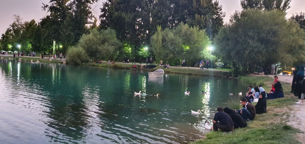 ✨#رحلة_كرمانشاه
 مبيت ليلة ويومين ✨

💺 آخر 6 مقاعد !

🇮🇷 استمتعوا بأجواء كرمانشاه الجميلة وتسوق ممتع ورحلة لا تُنسى!

🛑 طاقبستان
🛑 نوبهار
🛑 سوق كرمانشاه

📅 موعد الرحلة: 
 9 / 1 / 2026

⏳ المدة: يومين + مبيت ليلة

💰 سعر الشخص: 55 ألف دينار

🚨 يغلق الحجز بتاريخ: 2 / 1 / 2026

الرحلة تشمل / 
النقل - السكن - الفطور - الجولات 

سارعوا بالحجز قبل اكتمال العدد!
📍 للحجز مراسلة الواتساب / 
📞 ***********

🏢 خانقين – مجمع شاكر رضا – الطابق الثاني

✨ راحتكم تهمنا… ومعنا الرحلة تكون أحلى! ✨
#أصدقاء_العمر #رحلات_خارجية #كرمانشاه #سفر_وسياحة
