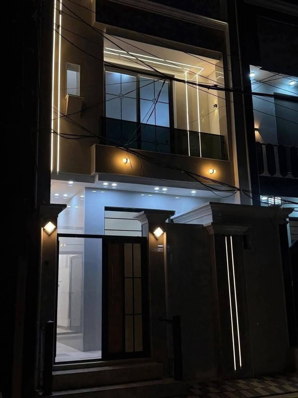 ‏‎‏دار للبيع او المراوس في النجف الاشرف
حي الوفاء
مساحه الدار  ١٠٠ م 
شارع ١٠
٣ نوم طابقين عمل درجه اولى
قرب سايدين وفاء-جزيره

‏‎  للاستفسار مراجعة مكتب الدر او الاتصال ع الأرقام المذكورة 

*********** حسين الأعسم 
يتوفر واتساب 

***********ابو عباس الجليحاوي 
يتوفر واتساب 

#نستقبل_عروظكم_العقارية_في_كافة_احياء_النجف_الاشرف_اهلاً_وسهلاً #النجف #عراق
