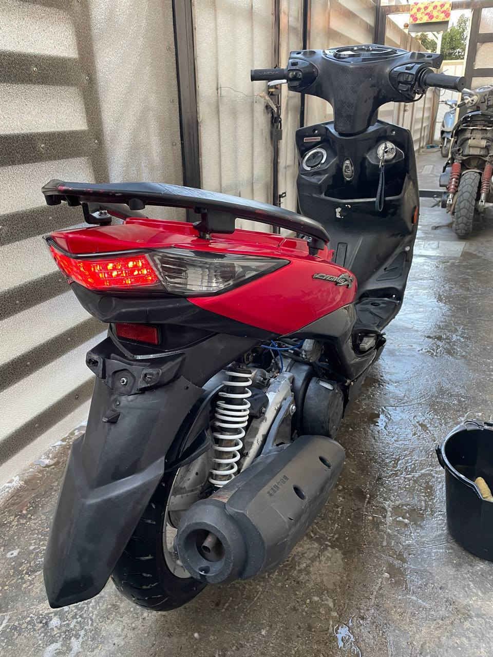 السلام عليكم شباب سكنس لددد للبيع دراجه نقصه بجم كامله غراضه قبق هندر موجود و كصه و اشاير و جاملق و مازده و السبعه مال مكينه  دراجه مفتوحه فتحه وحد مكينه   59 هاون شلعه و معدل طياره  دراجه كلجات بلادي  دراجه نضيفه سعر 650 وبيه مجال للطيبين مكاني بغداد صليخ ال 600   متواجد واتساب و كلشي و فيس رقمي.                            ***********
