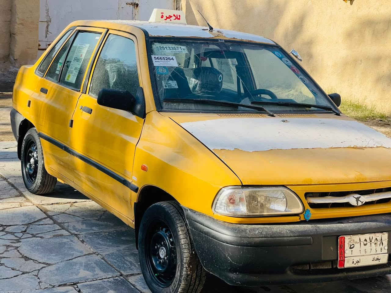 للبيع سايبه موديل 2011 رقم بغداد الماني تحويل مباشر كير ومحرك مكفولات تخم تاير شواصيه نضاف موضحه بالصور الكشر شوفت العين سنويه مجدده مصفره هيئه وغرامه السعر 24 وبيه مجال مكاني بغداد رقم ***********غير متواجد خاص .
