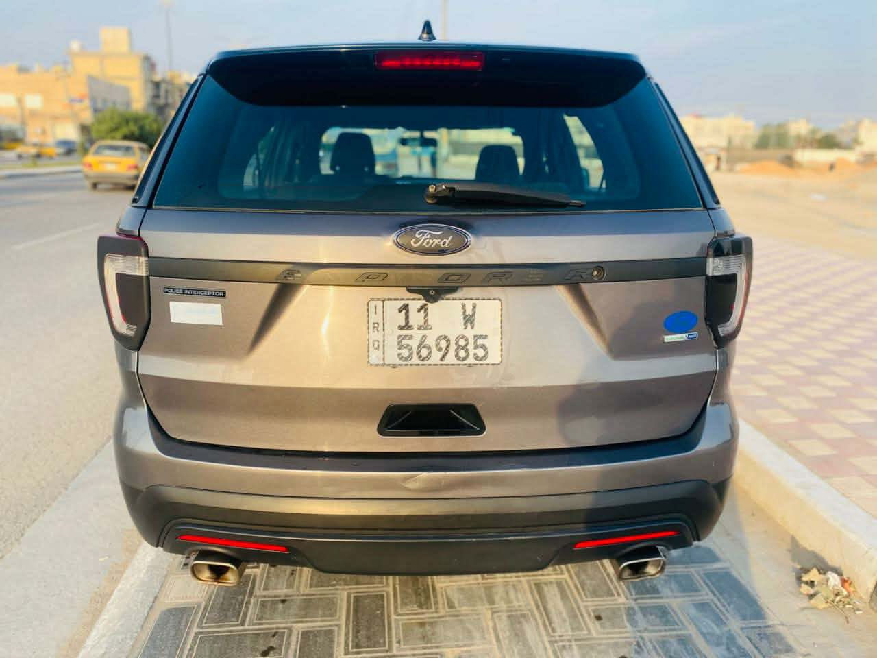 السلام عليكم فورد اكسبلور للبيع موديل 2017 مواصفات بوليسي ثلاث قطع تبريد محرك 3700 عشرة نمر حادثها جاملغ ايمن وربع البنيد بلعراق حادثها شبر باب السايق على البارد السعر 150 للاستفسار الاتصال على الرقم الاتي (***********)
