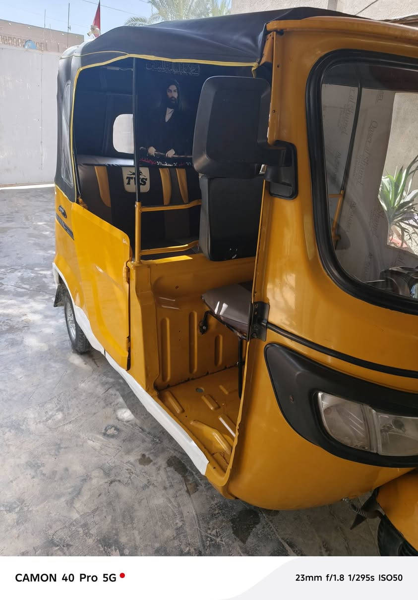 من رخصت المدير المحترم تي في اس شركه بلاديه ٢٠ محدثه ٢١ اوراق من الشركه مباشر تحويل بلاديه مكينه تخبل 
السعر ٤٦٠٠ مكان بابل الحمزه الغربي ***********
