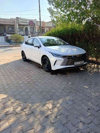 بي واي دي ديسترول مديل ٢٥سياره جديده ومكفوله كفاله عام ماشيه عل كهرباء...