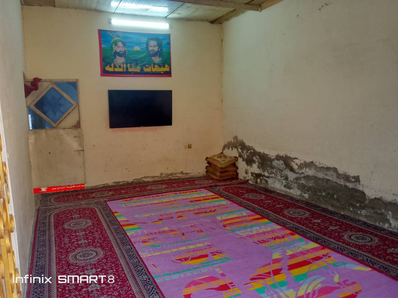 بيت في مطقت الحميديه بشارع مدارس تبليط مجاري كهرباء كامله خدمات مساحت لبيت ٢٠٠متر سكف ماله سندويش سعر لبيت ٢٥ وبيه مجال متواجد غلخط فقط رقمي ***********ابوعباس
