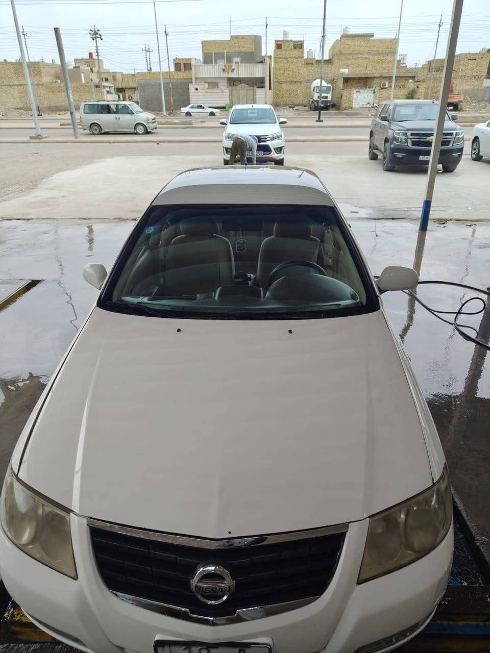 السلام عليكم نيسان سني 2008 سيارة جاهزة وبسمي سنوية جديدة رقم كربلاء دولي مميز السعر 75 وبيهه مجال قليل مال بيع الشراي يتواصل واتساب ع الرقم سونار موجود بل صوره *********** مكان السيارة العمارة متكفل بل نشر
