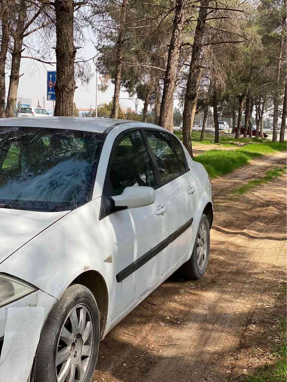 رينو ٢٠٠٨ بو فروشتن گير مكينة بةشةرت سةيارةكة بى عةيبة تةقةو رةقةى بة شةرت نية تحويل غرامة بةشةرت ٣ پارچةى پيوةية بى ناو گرتن سعرى ٤٠ معاملة *********** *********** السليمانية, العراق
