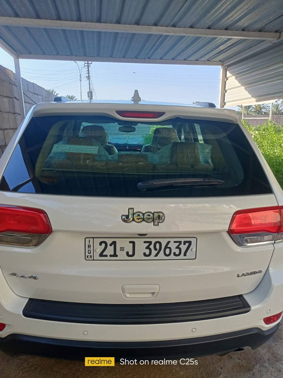 السلام عليكم
جيب موديل ٢٠١٨جديده للبيع
ماشيه ٥٨ الف ميل
كشنات مخمل جديد ومغلف بجلد اصلي
تخم تاير جديد
توقف ذاتي 
بصمه
اشاير بالمري
تحكمات 
فتحة سقف
شاشة
كشنات كهرباء
طخه بسيطه بالجاملغ الخلفي ومصلح درجه اولى
مكان السياره حي الجامعه
السعر ٢٨٥ $
تليفون ***********
