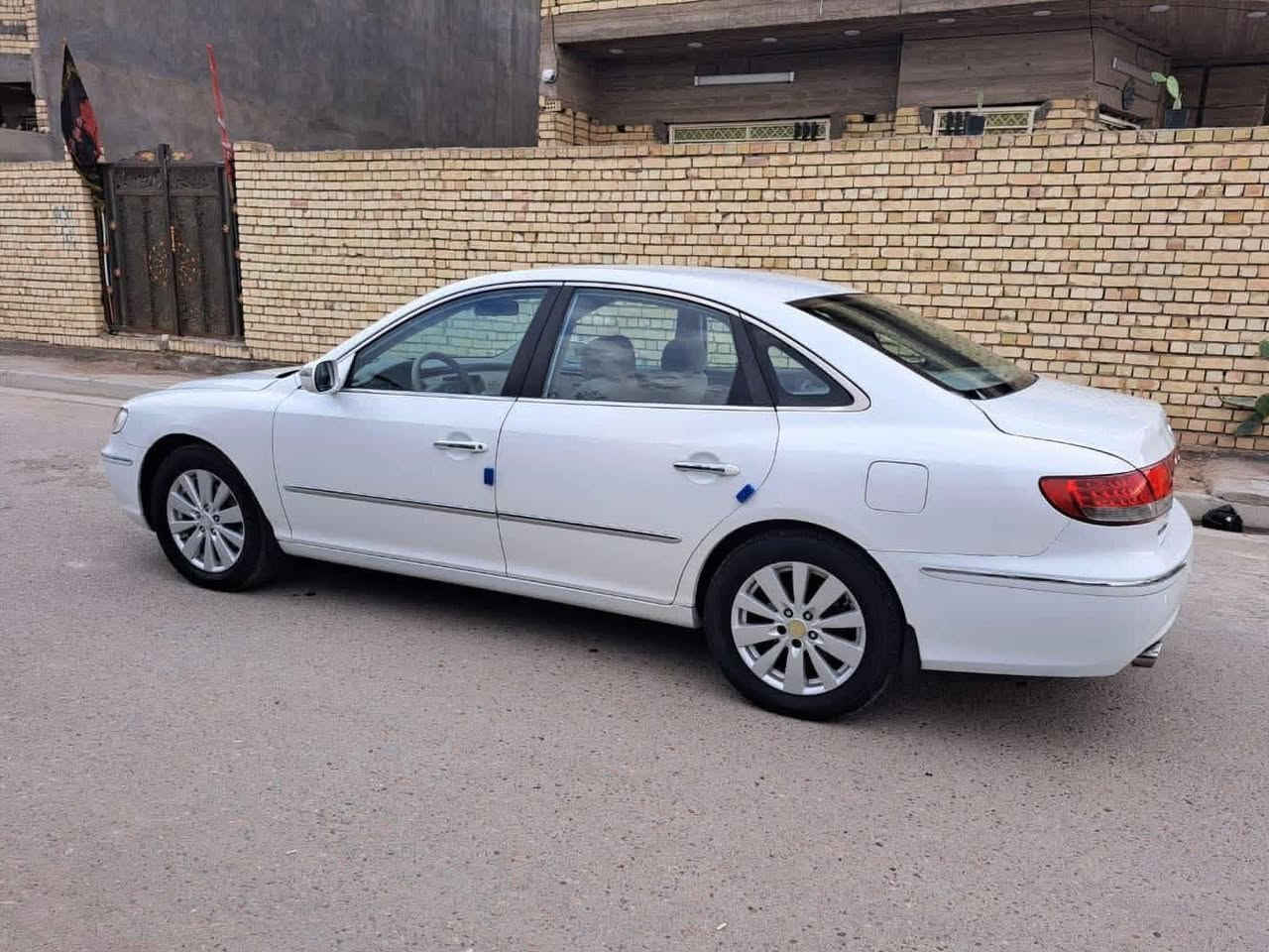 سلام عليكم ازيرة موديل ٢٠٠٩ خليجي السيارة بيهة بكانات صبغ ابيعلك حزام السيارة جديدة نظيفة جدا مابيهة اي نقص كير مكينة ٢٧٠٠ بجيس شغل وطلع ترايك للبصرة السعر ١١٥وبيهة مجال مكاني بغداد السيدية ***********
