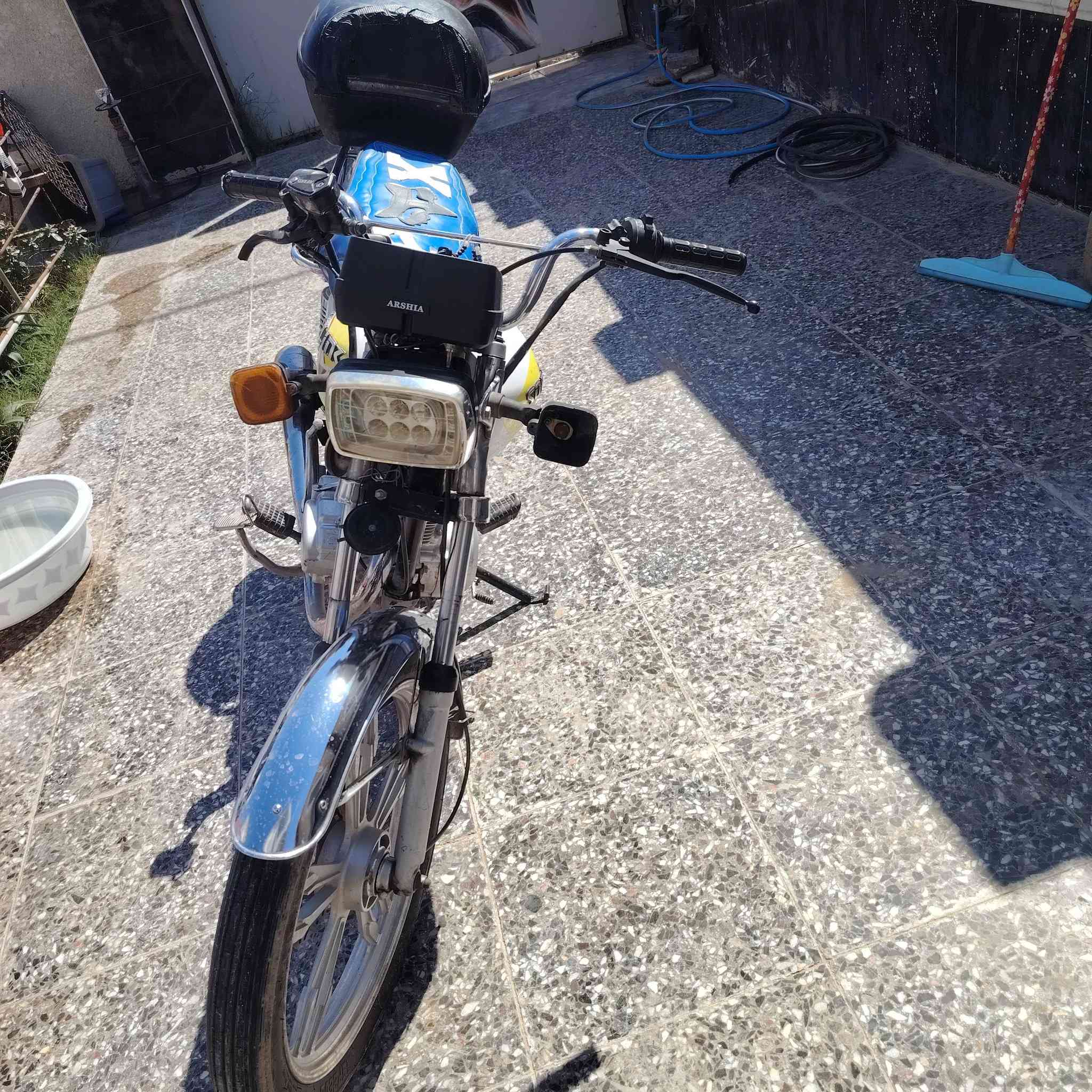 مكاني تاجي سبع البور
السلام عليكم شباب دراجه سونك 4 كير موديل 2023دراجه جديده ومستقره بمعنه الكلمه بيهه استان تعليك وستان صفح كهربائيات كامله كلهه اي نقصهه ما بيهه ب400وبيهه مجال قليل


**إذا كنت صاحب هذا الإعلان وتريد حذفه لأي سبب، رجاءا أرسل رسالة إلى الدعم الفني**