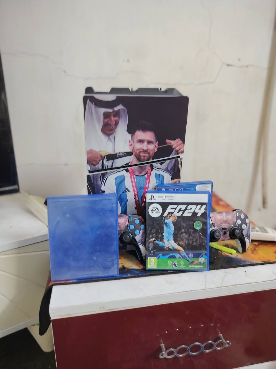 شباببببب سلام عليكم بلي فايف مستعجل علا بيعته شباب بلي فايف سلم واحد تيره يدات ٢اصلي وقرص بيس ٢٠و فيفا ٢٤و و ذلاست الجزه ٢ وبي حساب مال فورزه اخذو لكم شباب كلش مستعجل علا بيعته بلي نضيف وكرتونه كامله شباب ليوم لين بأجر صبح أبيه كلشي مستعجل عليه سعر 650قفل ولله لكطه بلي بيه لألعاب


**إذا كنت صاحب هذا الإعلان وتريد حذفه لأي سبب، رجاءا أرسل رسالة إلى الدعم الفني**