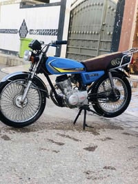 دراجة لبيع موديل ٢٠ دراجة نضيفة مابي ايعيب ٢٠٠بي مجال كلش قليل 0770809...