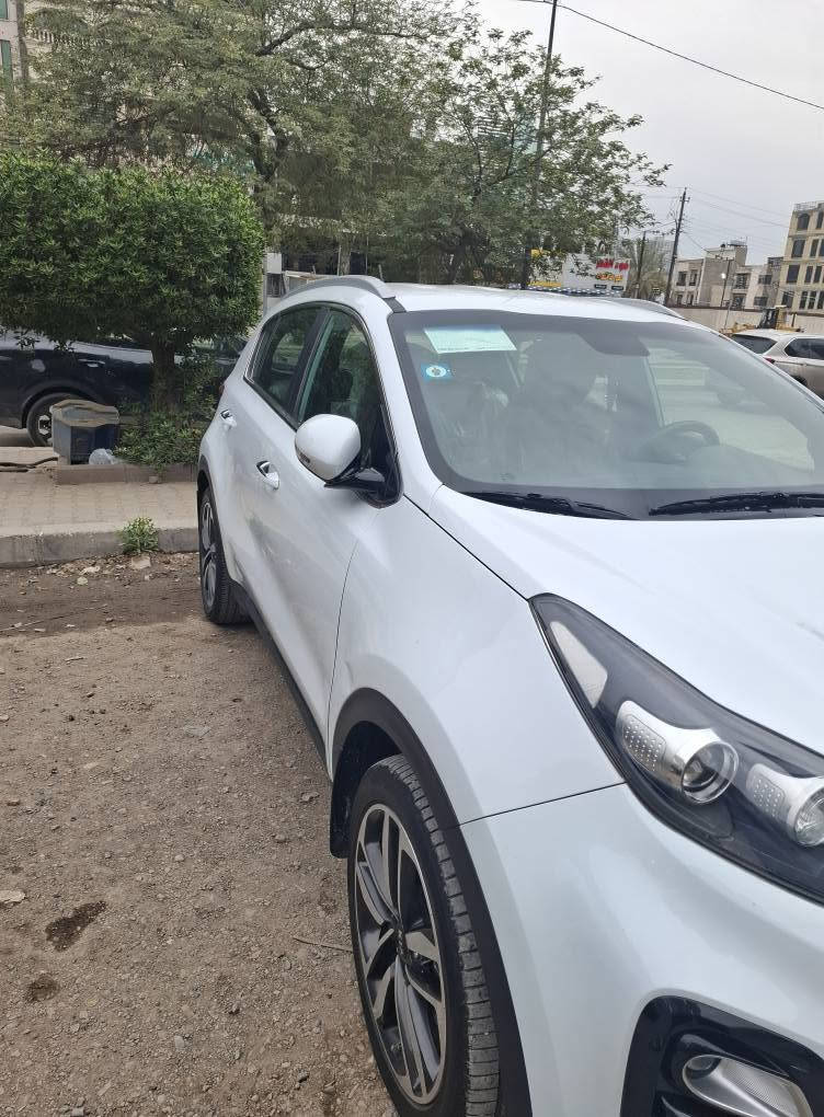 السلام عليكم سبورتج خليجي ٢٠١٩ ابيض للبيع رقم انكليزي بغداد السيارة باسمي تحويل مباشر موصفات عاديه شاشة كامرة حساس امامي خلفي تبريد قطعتين سويج ماشيه ٧٥٥٠٠كم صيانه دوريه كامله
للتواصل الاتصال على الرقم ***********....يوجد واتساب بغداد, العراق
