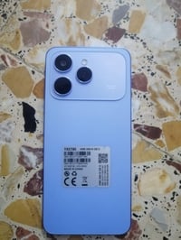 تكنو سبارك ٤٠ • ٢٥٦ • ١٢