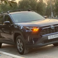 2023 XLE هايبرد للبيع  07707834943