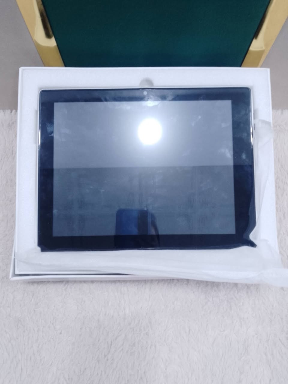 السلام عليكم موبايل مع ايباد جديد غير مستخدم السعر 100 ألف وبيهن مجال للاستفسار اتصل على رقم
***********
مكاني كركوك حي الأسرة والمفقودين
