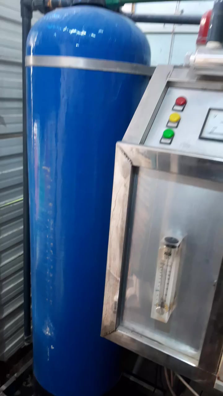 للبيع محطة ماء RO نظيفة وجاهزة للعمل ✔️

معروضة للبيع محطة مي RO بحالة ممتازة، صنع إيطاليا درجه اولى

مواصفات المحطة:
 • إنتاجية 1000 لتر بالساعة.
 • تحتوي على الأشعة فوق البنفسجية UV للتعقيم.
 • مطوّرات  كاملة.
 • تانكيات عدد 3، سعة كل واحد5000لتر
 • سنك للتعبئة.
 • محطة كاملة ومكمّلة… جيب وشد

الموقع: بغداد 
للتواصل: على الخاص


**إذا كنت صاحب هذا الإعلان وتريد حذفه لأي سبب، رجاءا أرسل رسالة إلى الدعم الفني**