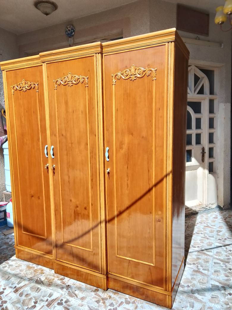 السلام عليكم كنتور 3باب تزكام داخل خارج صاج 5ملم زان مصري ضهر چرچوبه شد براغي السعر 290 وبي مجال الشراي يتصل على الرقم *********** ويوجد توصيل داخل النجف الاشرف @إشارة النجف, العراق
