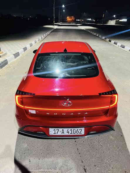 سلام عليكم سوناته مديل 22 حادثها شخط واحد جوه الباب زغير وبارد اب حافه الجنطه مكينتها 2500 طبيعي نص فول  السعر اب 170 وبيها مجال للتواصل ***********
