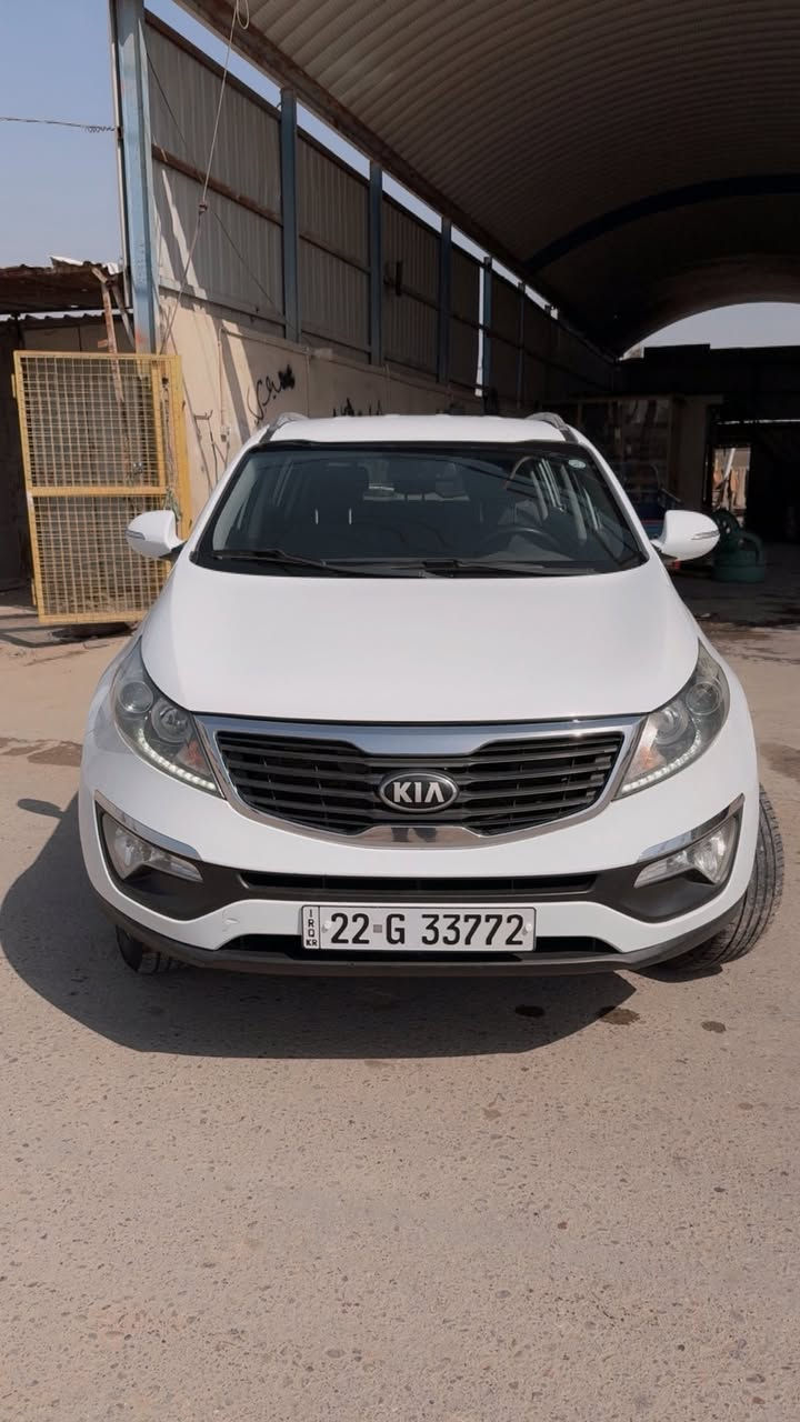 سلام عليكم ورمضان كريم
كيا اسبورتج خليجي موديل 2014

مكينه 2000 جديده مامفتوحه 

كفاله عامه لاصبغ ولابارد ولافتح

تبريد ثلج 

شاشه وكارمره

حساس خلفي 

لد نهاري 

ماشيه 83 كيلو متر

رقم وسنويه وهزه جديده لل 2031

سياره جديده ع وضع الشركه 

السعر اتصل ع رقم 

الاتصال ***********//***********

مكاني بابل
