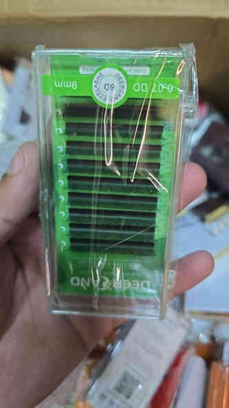 عرض خاص كمية محدودة (جملة جملة جملة ) 
سعر الدرزن ٢٠ الف دينار 
مكاني بغداد الشعب توصيل متوفر 
للحجز والاستفسار الاتصال او مراسلة واتساب 
للتواصل ***********
