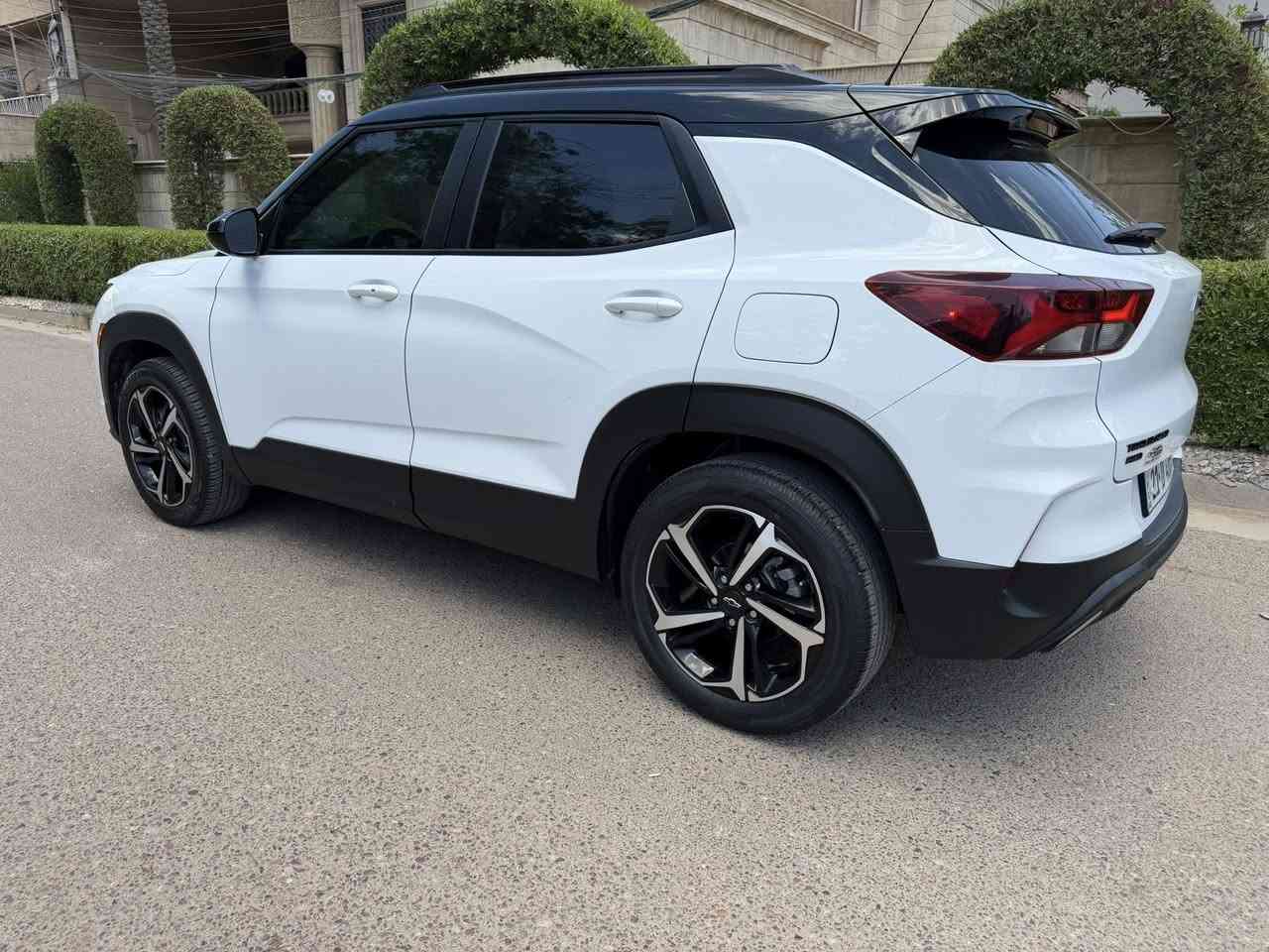 CHEVROLET  TRAIL BLAZER  RS
شوفرليت تريل بلايزر
الموديل : 2023
مواصفات RSاعلى فئه 
بانوراما 
شاشه كبير كاميرا  دواره حساسات 
رادار امامي رادار جانبي رادار خلفي
‏Abs, TC, navigation, Gps, wifi, auto start stop
بصمه تشغيل عن بعد بريك دكمه
صندق كهرباء
كشنات جلدو كنتاره
كشنات هيتر ستيرن هيتر
كشنات كهرباء
رادار امامي مانع تصادم
تحديد مسار - قياده اليه
لايتات زينون - بكلايت لد LED
محرك : 3 سلندر 1300 CC تيربوجارج
حادث دعاميه اماميه ايرباك دركه راجع سستم السياره بدون دواخل 
السعر143 ورقه وبيها مجال 
مكان السياره بغداد 
***********
