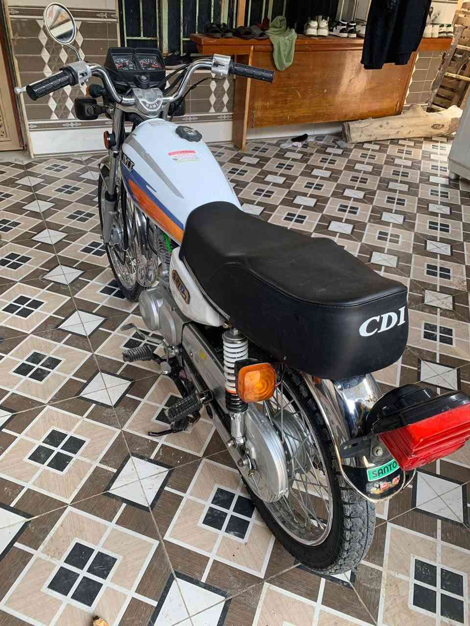 السلام عليكم شباب نامه كلك اصلي شلامجه
شاصي 15 ولغراض 23 دراجه حلوه وجديده السعر 700 وبيها مجال قليل مكاني ناصريه
الاستفسار ‏‪***********‬‏ 👋
