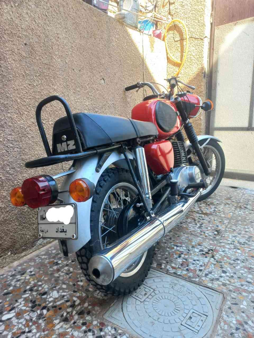 السلام عليكم Mz 1981 للبيع رقم وسنويه بسمي رقم بغداد  
للاتصال *********** 
(غير متواجد في الخاص شراي يتصل على رقم )
