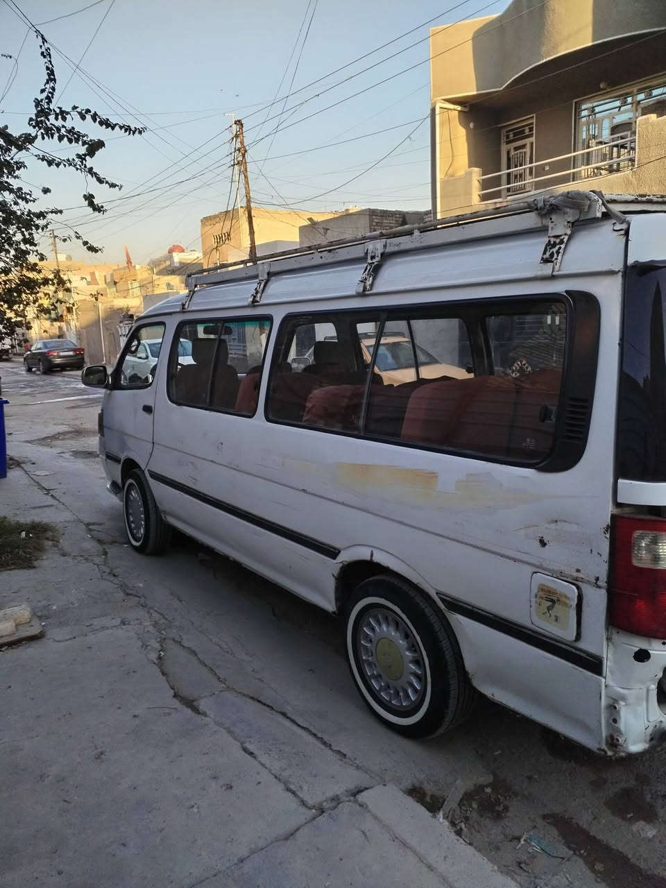 سلام عليكم شباب سياره فتون موديل ٢٠١٤ ألماني سياره مادل راعيه ابيع كوم حديد اتكفل سرقه وعشار السعر ٢٤ وبيه مجال مكان سياره بغداد البياع ***********
