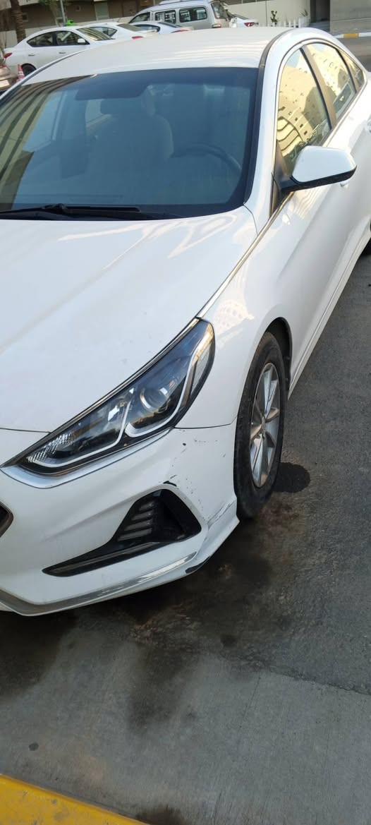 السلام عليكم سوناته وارد امريكي رقم اربيل باسم شركه تريد تحويل تريد وكاله موديل 2019بدون ايرباك حجر بيه بلادي محرك 2400GDiصور الحادث مرفقه بلمنشور وبيه صبغ بلتكمه اثرطخه كير محرك تبريد اكسل تاير كله مكفول مكاني بغداد مجمع بسمايه سعره 125بيه مجال ***********
