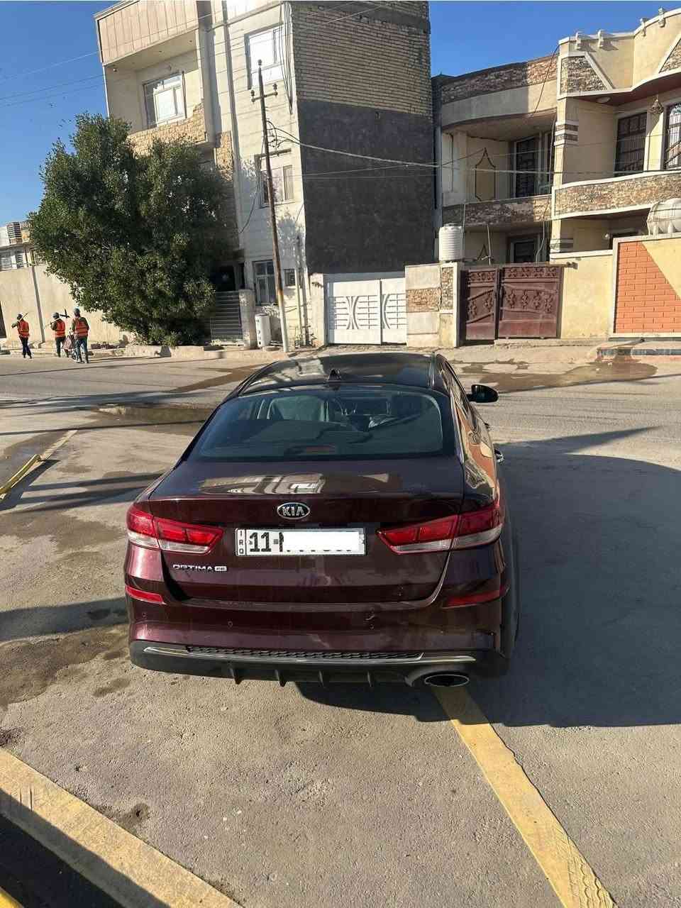 السلام عليكم للبيع فقط اعتذر عن مراوس
اوبتما مديل ٢٠٢٠ وارد امريكي حادثه تخريب  

مواصفات :

مكينه gdi. كفاله برغي ما مفتوح بيه على وضع الشركه 

كير AT المرغوب 

حساسات خلفيه 

كامره دواره 

نقطه عمياء 

رادار 

تحديد مسار 

كروس سرعه 

تحكم جهتين 

شاشه كبيره كار بلي 

ثلاث مودات قياده (ايكو / سبورت / عادي )

منضومه زنون عالي وبعد بيه هواي سوالف ما ذكرته 

عليه ادامه كامله من بلكات ونوزلات وغرفه احتراق وفيت بام يم اويل لاين 

وتخم تاير جديد ويل كب تخم بردات تفصال 

السياره خير من الله برغي نقص ما بيه 

رقم بغداد  مشروع وطني بسمي شخصياً  

ماشيه ٧٩ الف ميل وقابل للزياده 

مكاني بغداد الغزاليه 

رقم :  ***********
