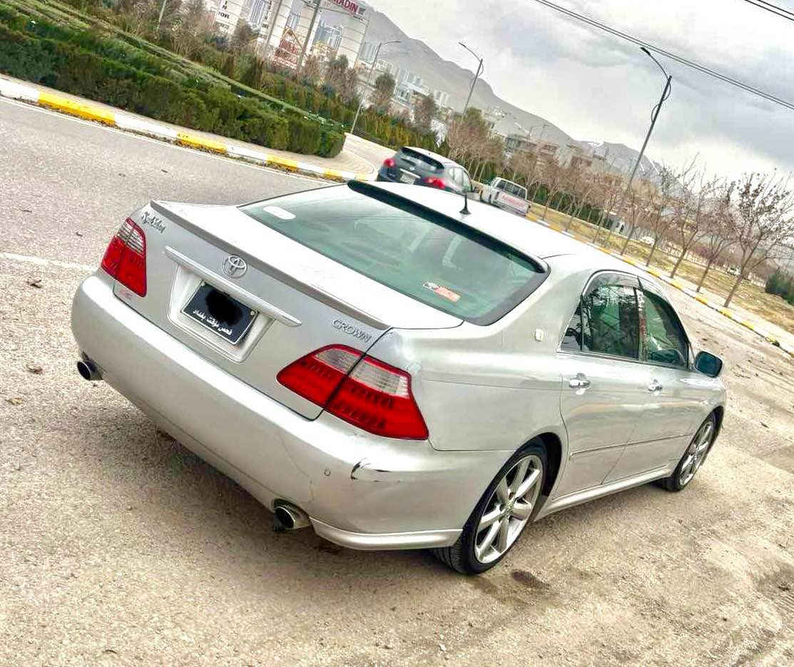 crown - شاهینە 🩶🔥
شاهینە 2007 بە مانگ ئەبێ بە 2008
بەسمە ڕەساسی - دوو بەسمە
دو دوگمە 
182 بێ دوکەڵ
گێڕ و مەکینەی بەشەرت 
سپۆرتی یابانە 
خەتی جادەو ڕادار
سیستەمی ئێمریڤایەری شەریکەی هەیە
یەک پارچەی ئەوورووپای هەیە
چوار جام بەصمه یە 
لایت ناوچەی گوێر وئۆتۆ 
شاشە و کامێرا
کوشن کارەبا
سوکان ڤۆلیۆم 
تحدید سرعە 
4 تایە و ویلی تازە 
ویل دنگە
سەیارەکە هی مەعرەز نیە 
سەیارەکە ڕوبەڕو زۆر لە ڕەسمەکان جوانترە
شوێن سلێمانی
***********
admin 💐 السليمانية, العراق
