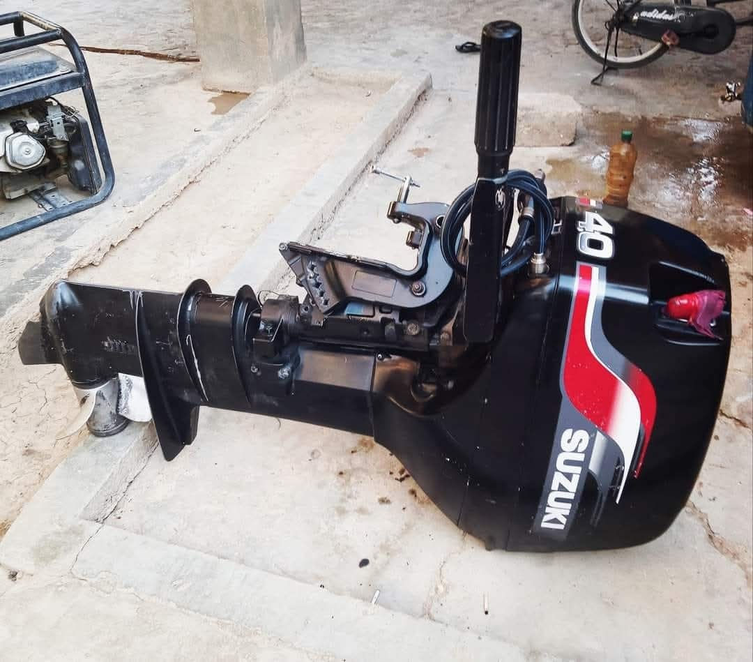 مكينه للبيع مفتوحه كير محرك ستفسار عل رقم ***********
