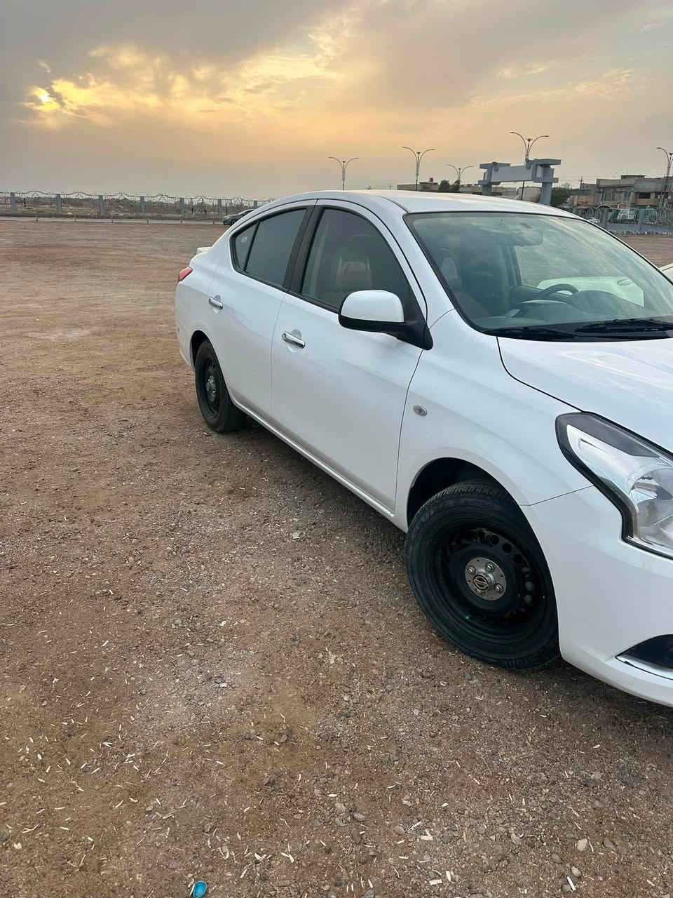 نيسان صني موديل ٢٠٢٤للبيع 
مكفوله ماشيه ٣٧الف 
للتواصل ***********
