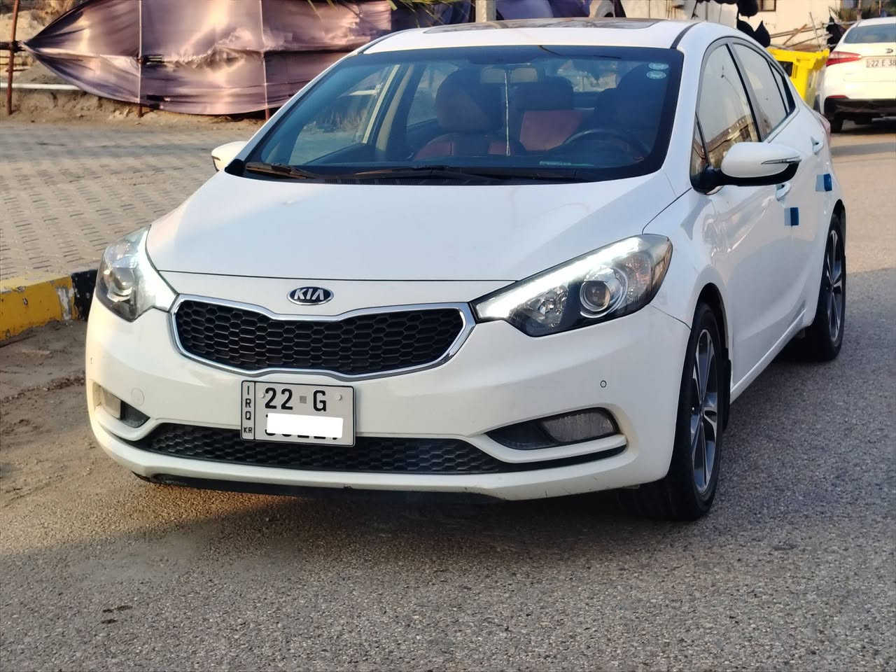 السلام عليكم
.#سيراتو ١٤  مكفول 
   للبيع سيراتو موديل ١٤ خليجي فول مواصفات عد البصمه  
 كير تبريد حداديه تخم تاير سنويه جديد رقم الدولي مكفول من كلشي  صبغ دعاميه جماليه  
والباقي مكفول
 حلوه السياره جاهزه من كلشي
السعر ١٢٩
النجف الاشرف
تفاصيل أكثر  ***********
