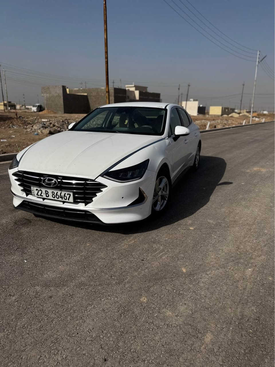 بسعر 130 ورقه
للبيع سوناتا 2021 
السياره بحاله كلش زينه 

المواصفات:
.محرك 4 سلندر 2.5
.كير لابتوب جديد 
.شاشه + كامره 
.تحكم بالمقود الي 🤖
.تحديد مسار 
.رادار
.تبريد قوي 
.فول مواصفات ما عدى الفتحه 

الملاحظات (للامانه)

.حادث بنيد + جاملغ من امريكا
.شوي بارد بل جاملغات الخلفيه
.بيها طخه باب السايق و باب الصدر و الوراه 

🔴كلشي موضح . السعر مقابل الحاله 
السعر / 130
للاتصال /*********** بغداد, العراق
