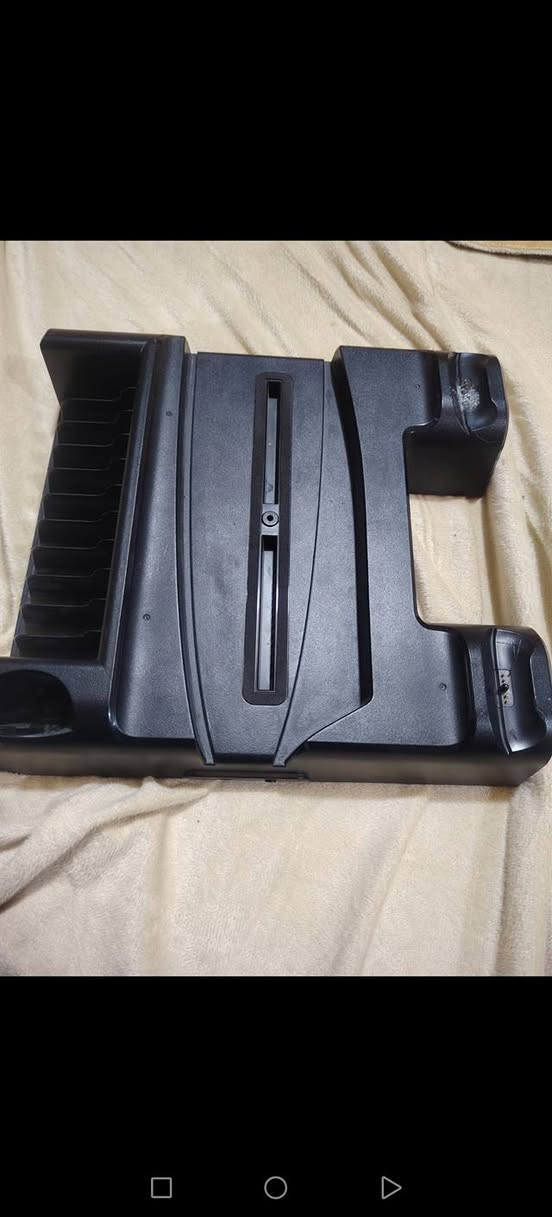 سلام عليكم بلي للبيع  5مهكرنضام10
جهازنضيف مامستخدم قليل وايده يده ومالحقاته وياه كفر اضافي اسود مال اله الحرب والابيض
واستان تبريد /بغداد *********** سعره 775
