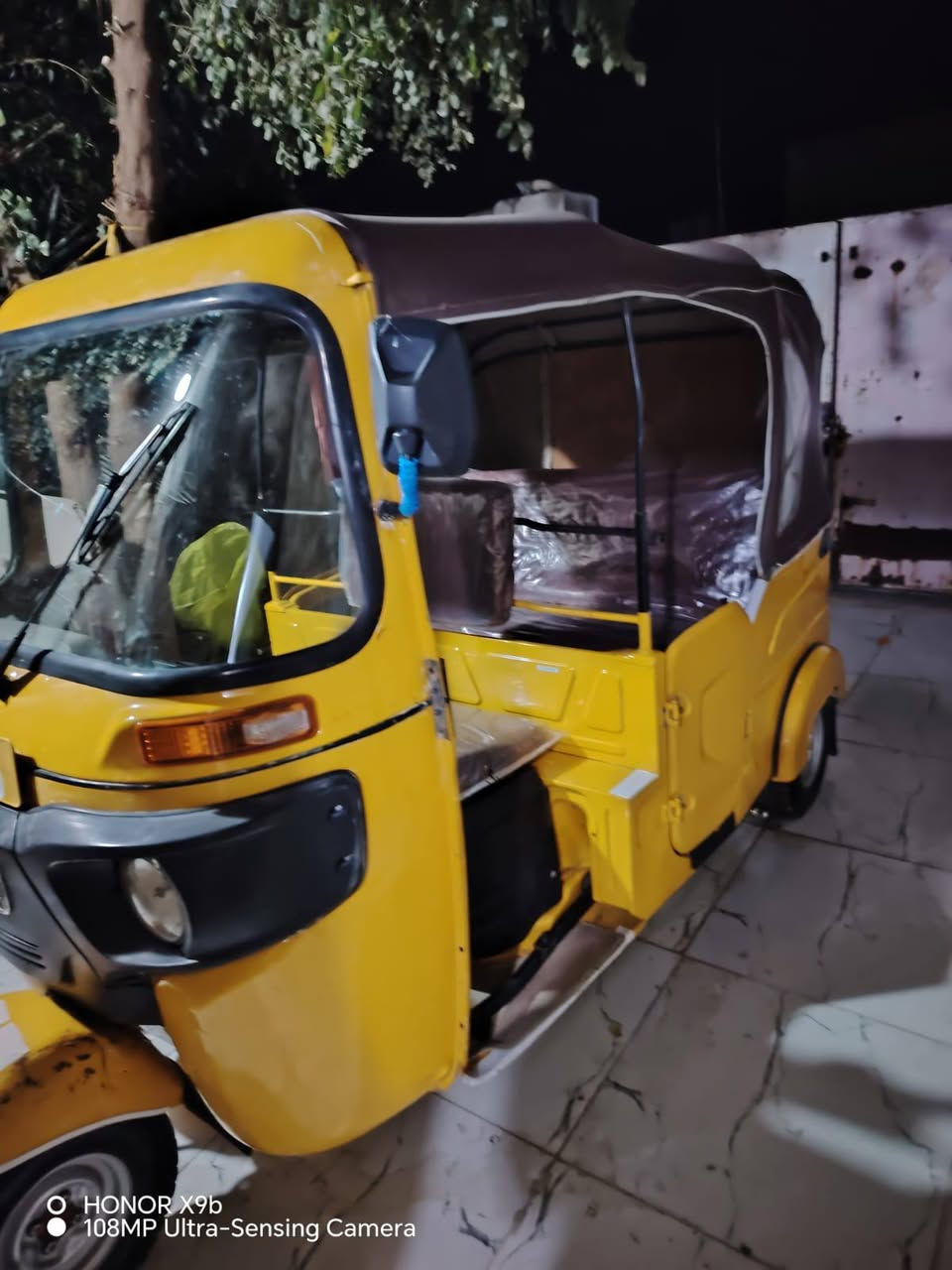 سلام عليكم تكتك البيع موديل واحد وعشرين شهر 11 
تكتك جاهزه سهر 8وربه 
رقم وسنويه 
***********
