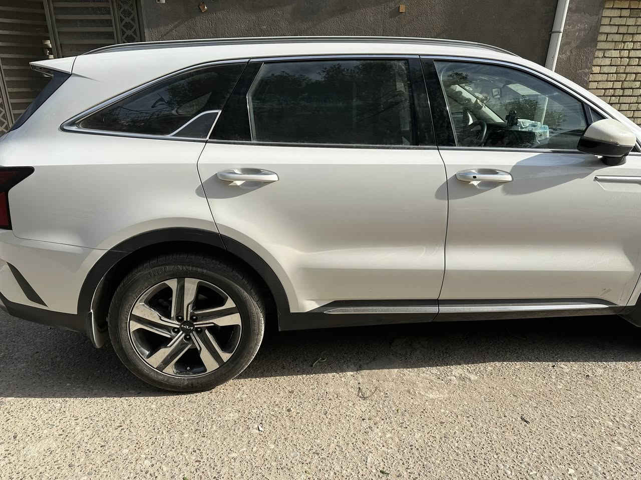 السلام عليكم
كيا سورنتو 2022
ماشيه 42الف حقيقي
كفاله عامه بارد وصبغ وتبديل كفاله عامه من كلشي
6 سلندر
7راكب
جنطه كهرباء
كير ماووس
فول ماعده البانوراما
السياره بالكارتون
اربيل الدولي 295 
العنوان ميسان العمارة ***********
