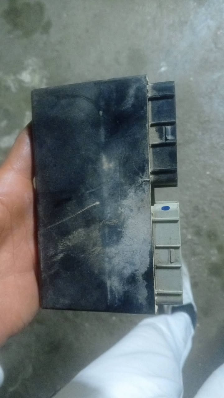 سلام عليكم متوفر عقل سلفر 600
***********
مكان حي جهاد سعر 150 قفل
