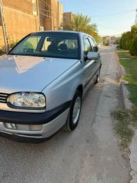 كولف vw3موديل 1994 مصبوغه للجماليه جاهزه من جميع النواحي كل نقص مابيهه...