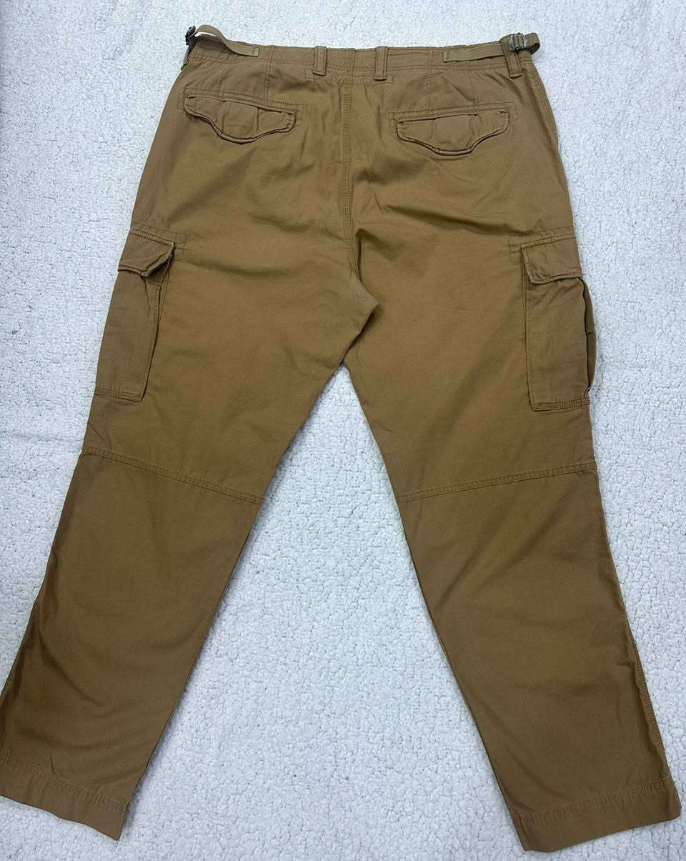 بنطرون Gap
قياس 38 
الطول 110 
الحجل 23


**إذا كنت صاحب هذا الإعلان وتريد حذفه لأي سبب، رجاءا أرسل رسالة إلى الدعم الفني**